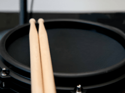 Drumsticks für E-Drums: Ultimative Tipps Drumsticks elektronisches Schlagzeug